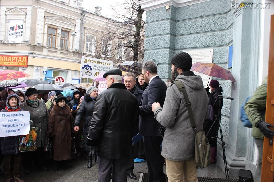 12674241_593178150832448_234625066_n