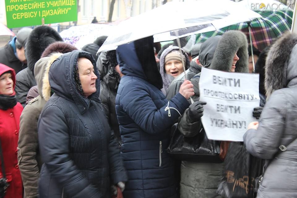 12696171_593178047499125_663376065_n