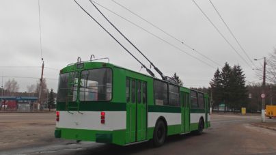 Працівники ТТУ відновили ще один тролейбус (ФОТО)