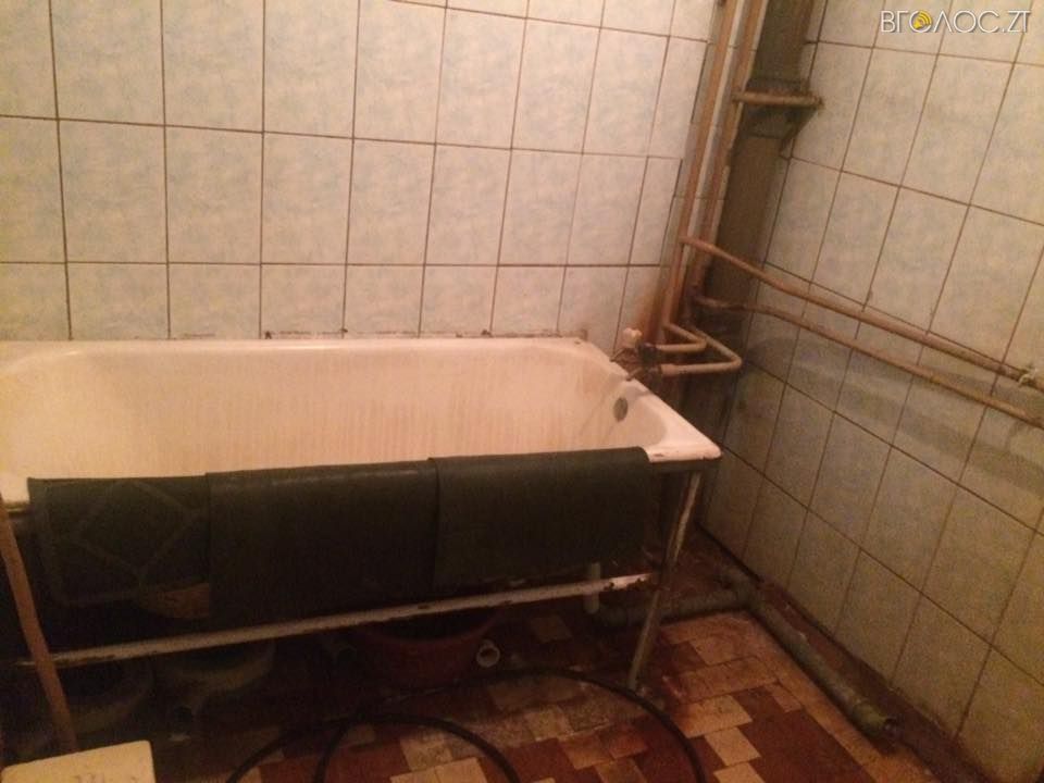 524774_1102645816464464_486872092151781450_n