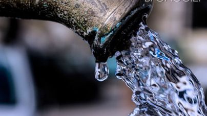 У центральних районах міста обіцяють відновити водопостачання протягом дня