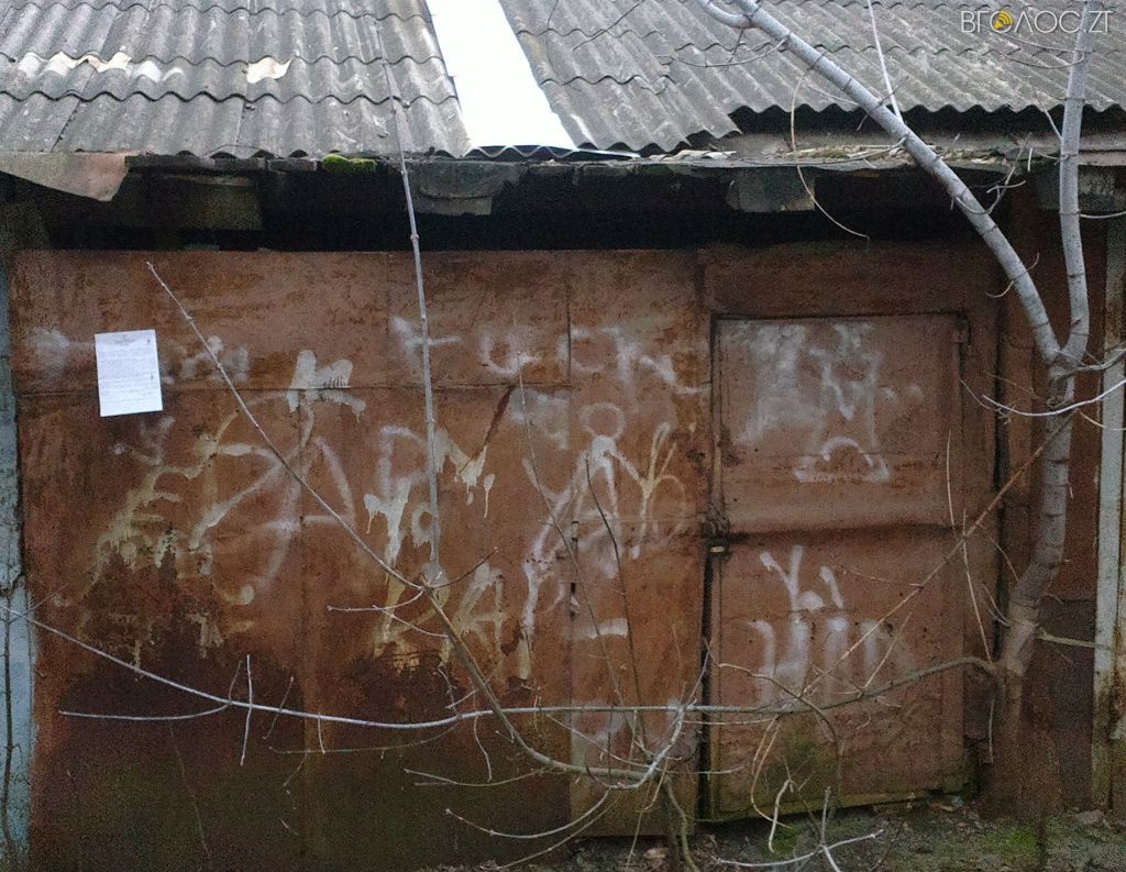 лятошинського 16 (16)