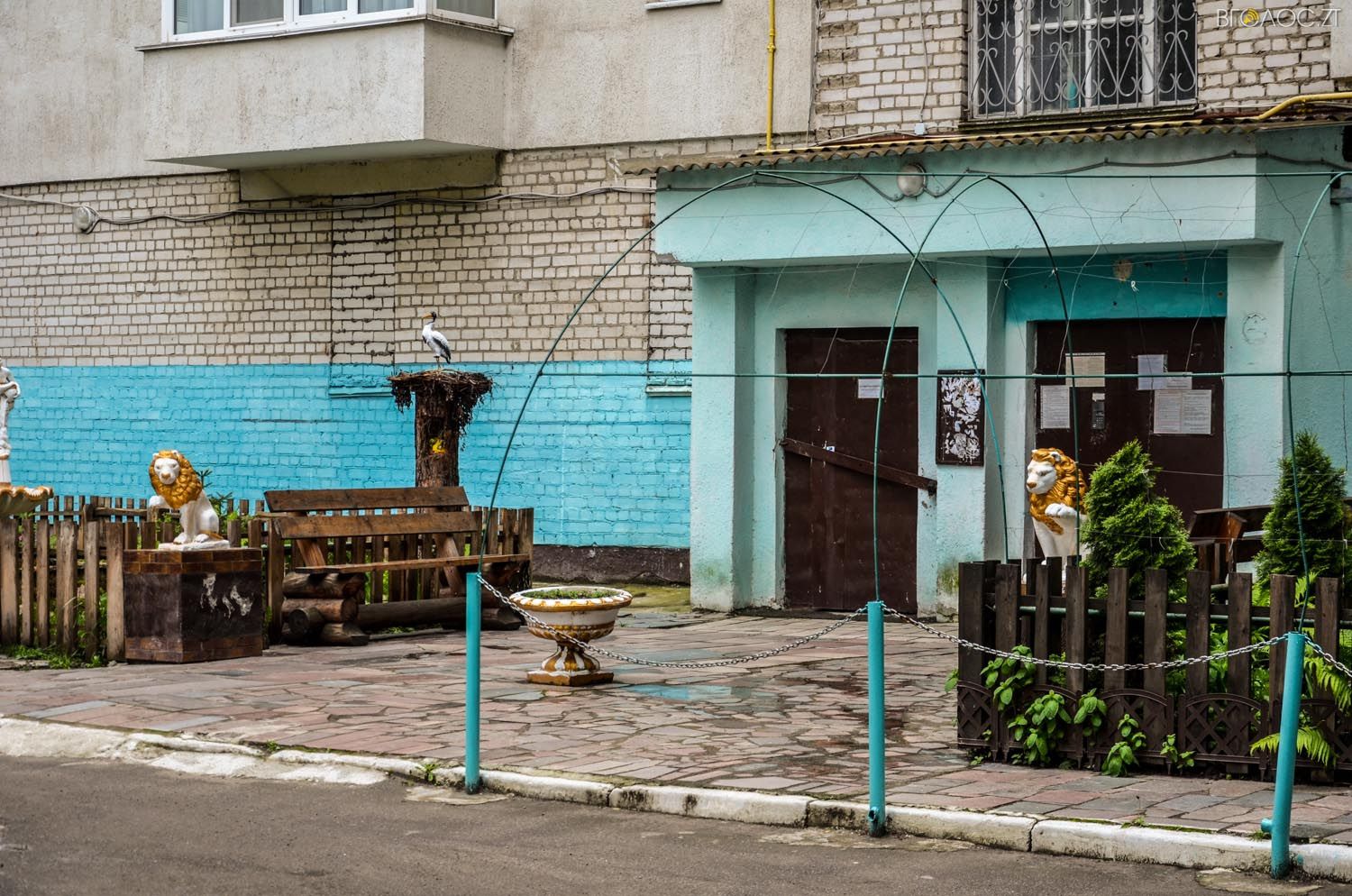 неординарний житомирський під'їзд-0337