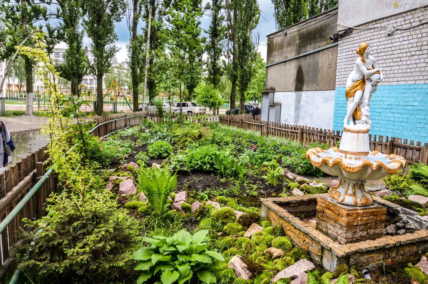 неординарний житомирський під'їзд-0343