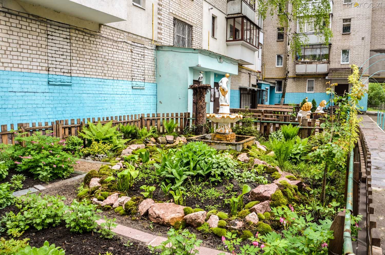 неординарний житомирський під'їзд-0353