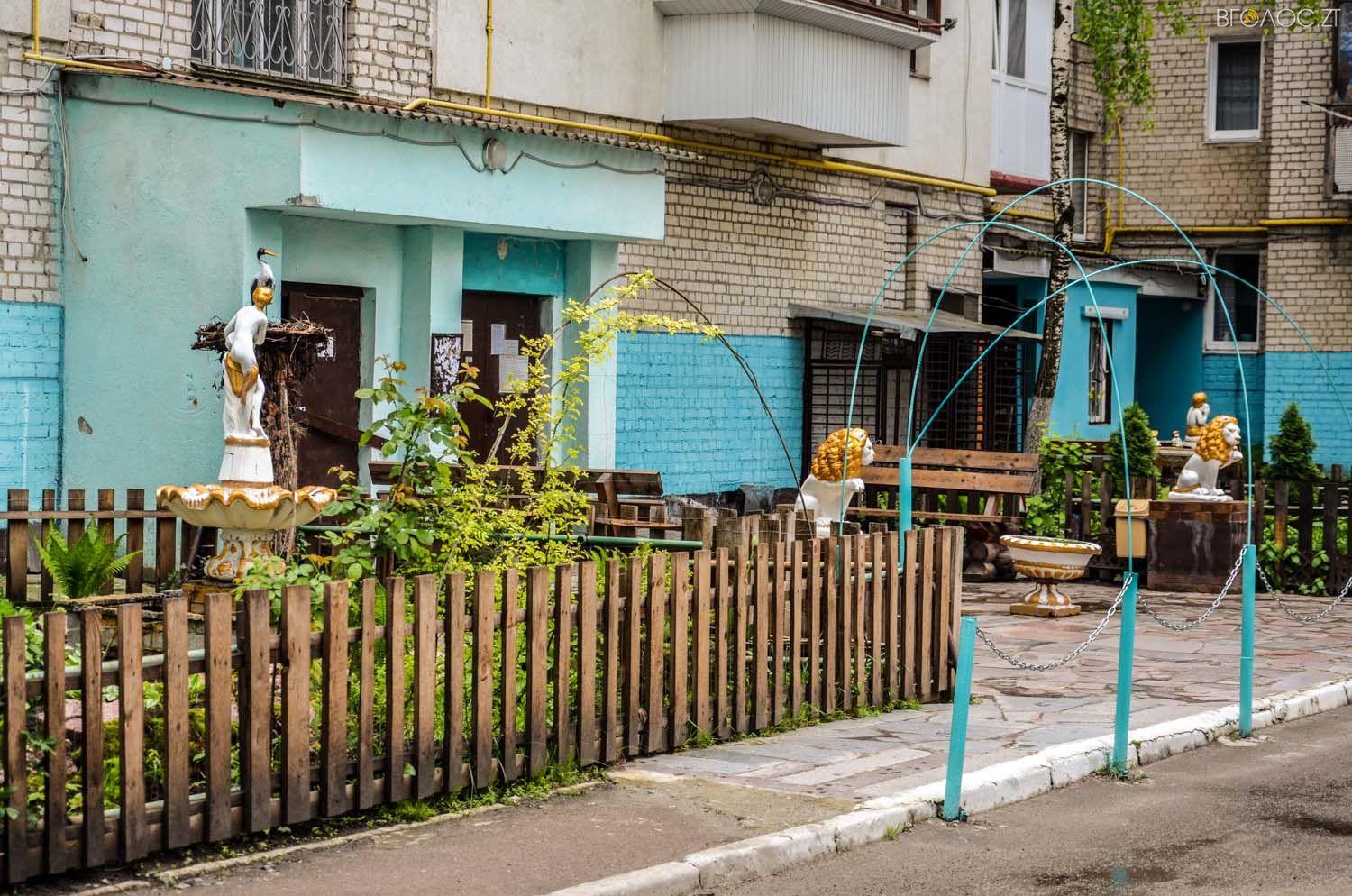 неординарний житомирський під'їзд-0356