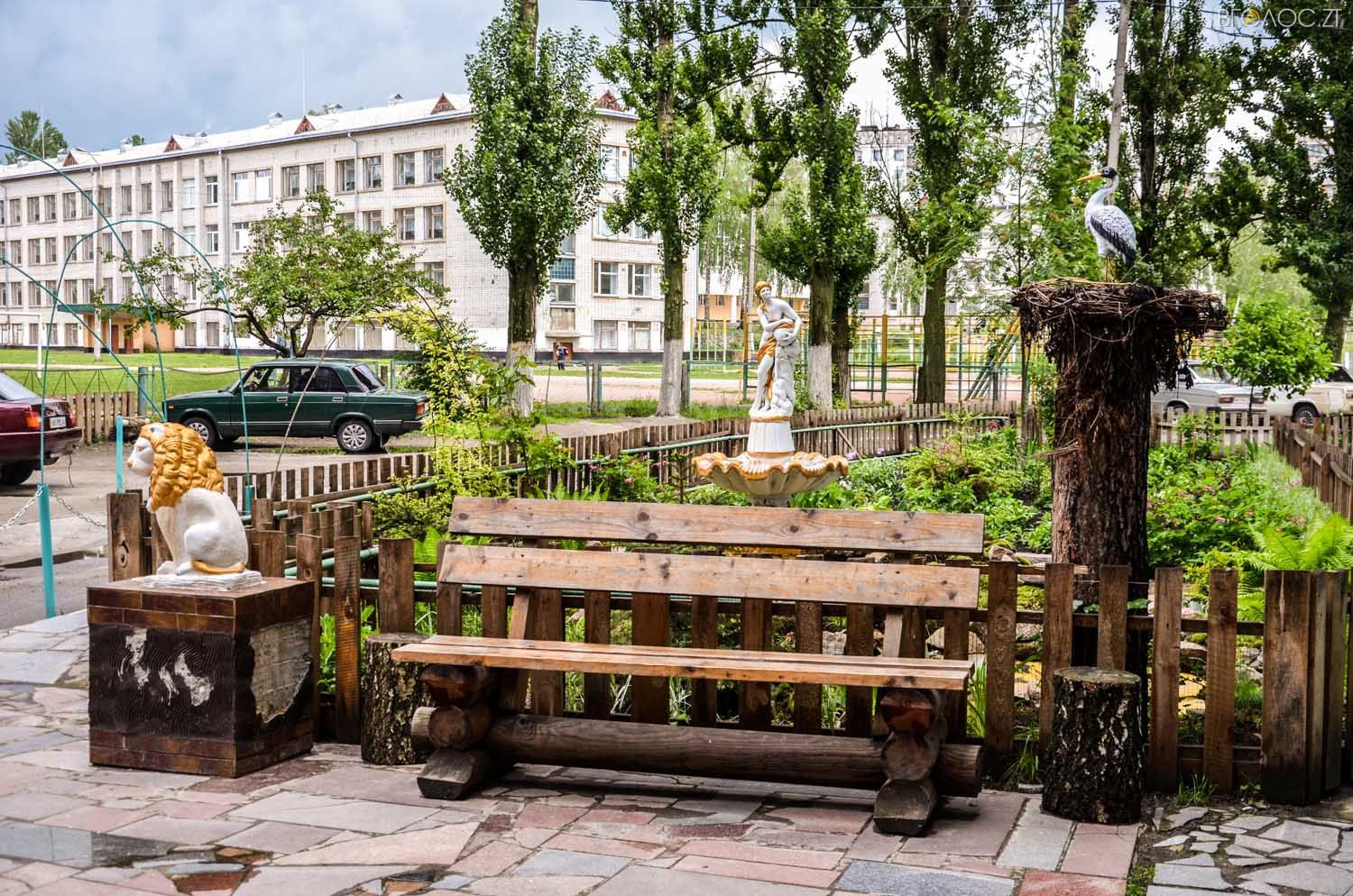 неординарний житомирський під'їзд-0369