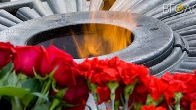 За газ для «вічного» вогню житомиряни вже заплатили 77 тисяч гривень