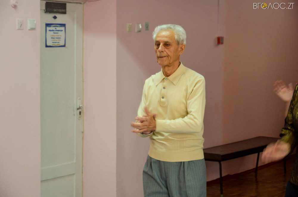 пенсіонери -0095