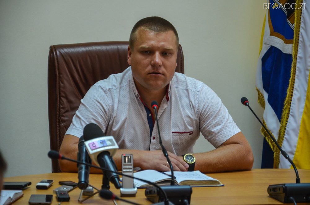 футбол (11 из 19)