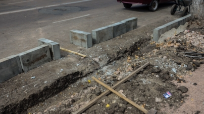 Депутати виділили кошти на продовження реконструкції тротуарів у центрі Житомира