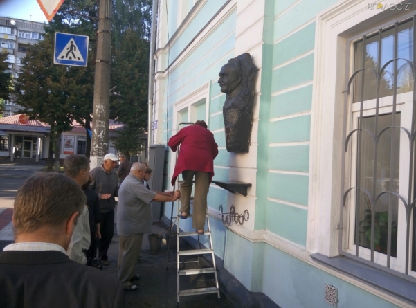У Житомирі вандали поглумилися над пам’ятниками Франку та Чорноволу
