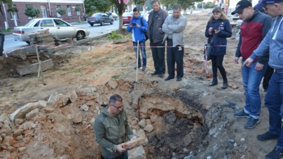 Підземний хід у центрі Житомира досліджуватиме відомий український археолог (ФОТО)