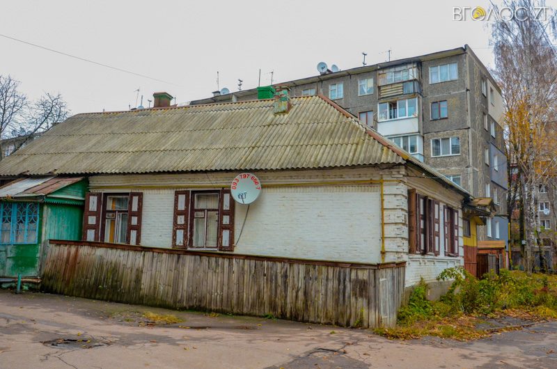 vul-stepana-bendery-16-yz-55