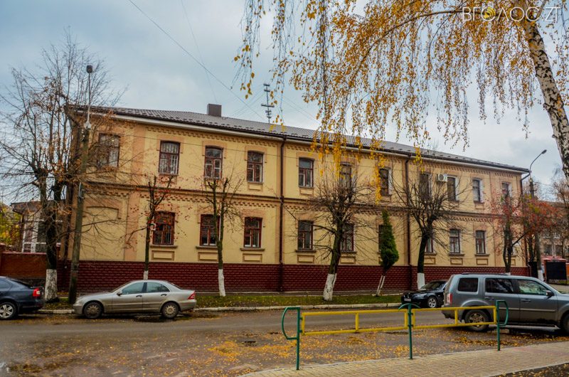 vul-stepana-bendery-33-yz-55