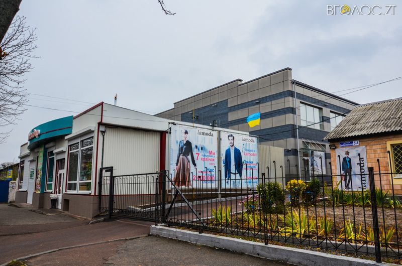 vulytsya-dombrovskogo-29-yz-85