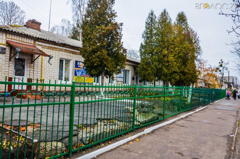 vulytsya-dombrovskogo-33-yz-85