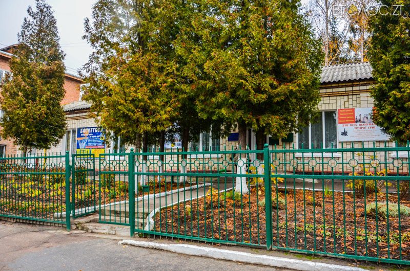 vulytsya-dombrovskogo-38-yz-85