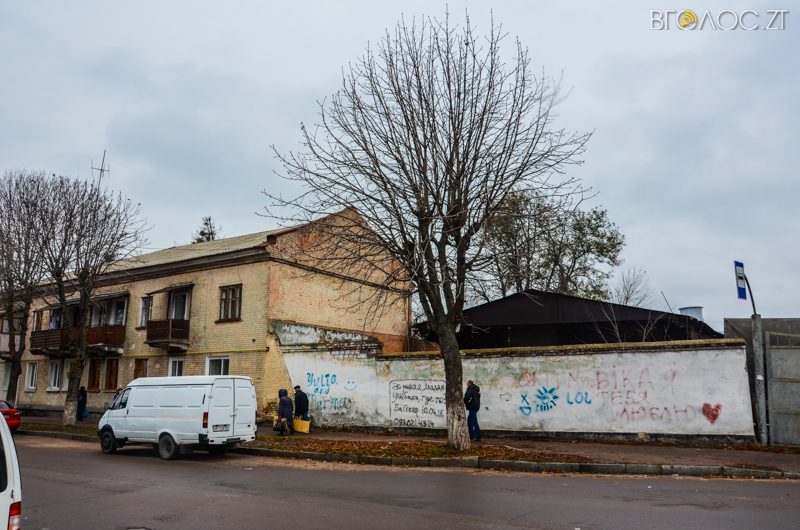 vulytsya-dombrovskogo-62-yz-85