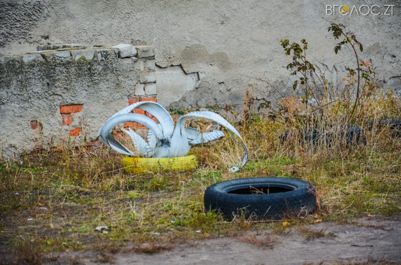 vulytsya-dombrovskogo-75-yz-85