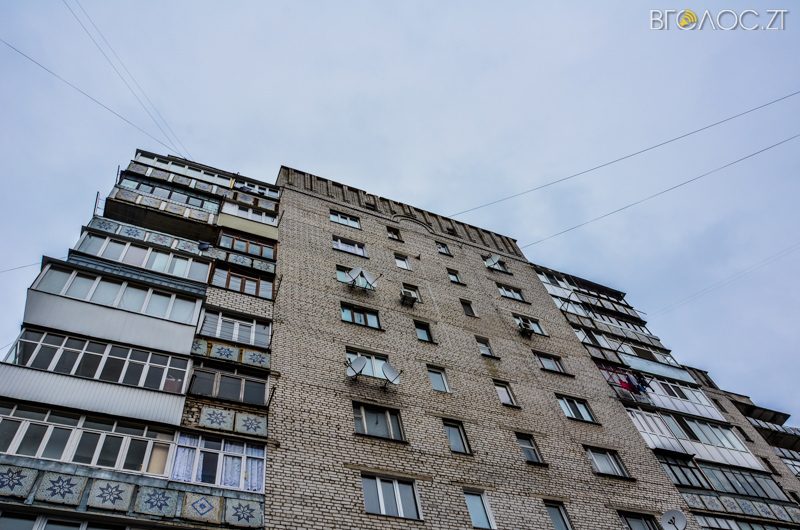 vulytsya-dombrovskogo-76-yz-85