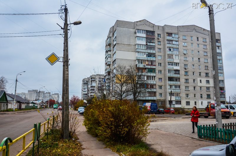 vulytsya-dombrovskogo-83-yz-85