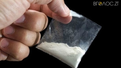 У Бердичеві 29-річний чоловік розгулював з наркотиками у кишені