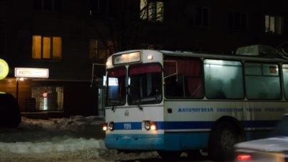 Через аварію на вулиці Чуднівській ввечері утворився тролейбусний затор (ФОТО)