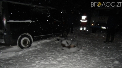 54-річний житомирянин помер, визволяючи авто із снігового замету у Романівському районі
