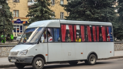 Депутати Житомирської міськради дозволили перевізникам не платити за оренду валідаторів