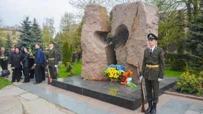 У Житомирі вшанували пам’ять ліквідаторів аварії на ЧАЕС (ФОТО)