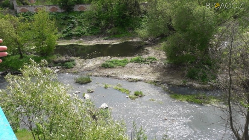 На Житомирщині відкрили чергове кримінальне провадження стосовно забруднення річок картонно-паперовою фабрикою