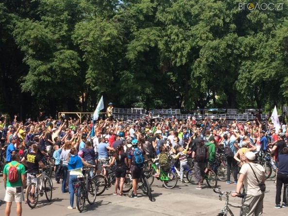 Тисячі людей зібрав «Велодень» у Житомирі (ФОТО)