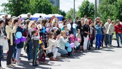 Жителі Корбутівки у Житомирі отримали свято від депутатів (ФОТО)