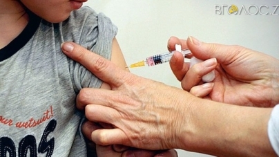 Житомирська дитяча лікарня отримала вакцину проти кору, паротиту і краснухи
