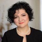 Заступник керівника фракції «Батьківщина» у Житомирській міськраді Олена Розенблат складає мандат