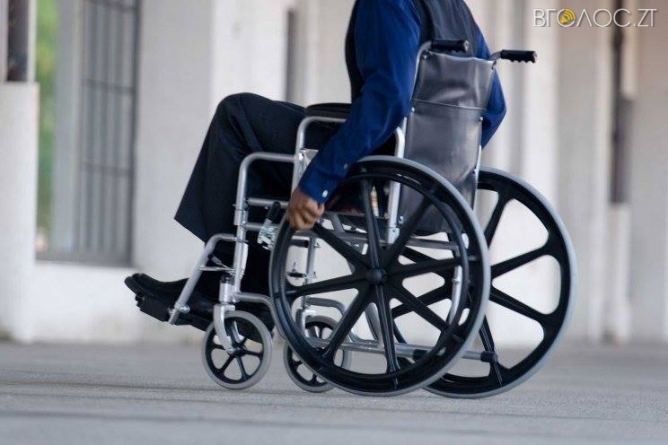 Санвузел міської лікарні Житомира стане доступнішим для інвалідів