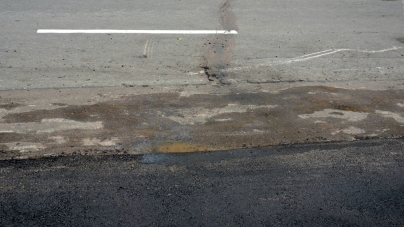 Фури «розбили» дорогу на Параджанова: житомиряни питають міськраду, коли відремонтують асфальт