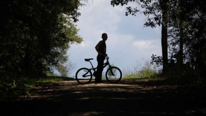 Поліція, кінологи та жителі Перлявки кілька годин шукали зниклого 5-річного велосипедиста