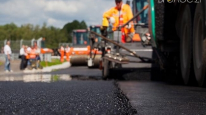 На ремонт дороги у Коростенському районі витратять понад 10 мільйонів