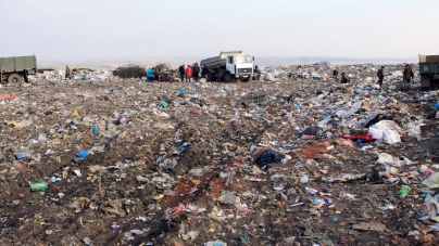 При експлуатації приватним підприємством сміттєзвалища у Новоград-Волинському районі виявили чисельні порушення