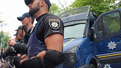 У Житомирі представили підрозділ тактичної поліції для реагування на «важкі випадки»