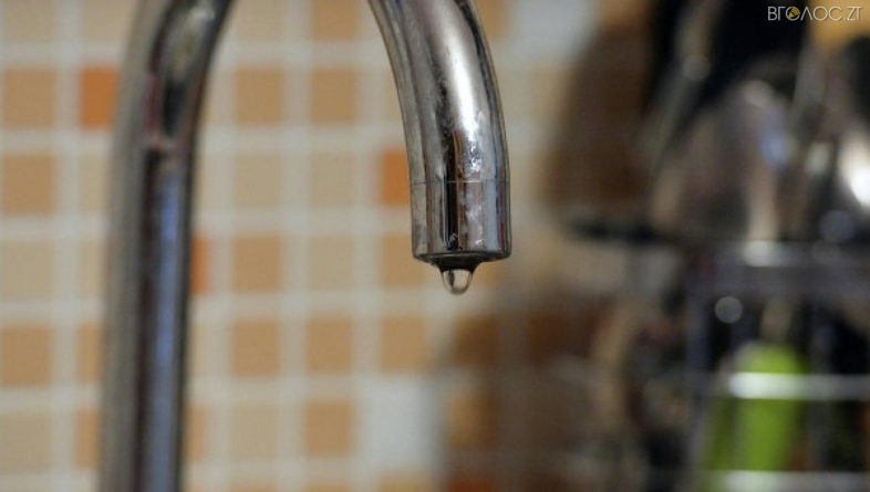 «Житомирводоканал» знову анонсував відсутність води за 10 адресами