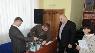 Міській раді Новограда-Волинського не вистачило декількох голосів для відставки Весельського