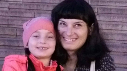 Житомирян просять допомогти зібрати кошти на лікування 32-річної Жанни Кириченко. У жінки рак