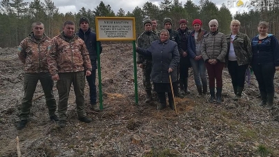 На Житомирщині в пам’ять про загиблих воїнів-лісівників посадили ліс