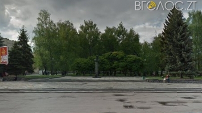 Житомиряни пропонують оновити сквер на Майдані Згоди так, щоб він не мав радянського вигляду