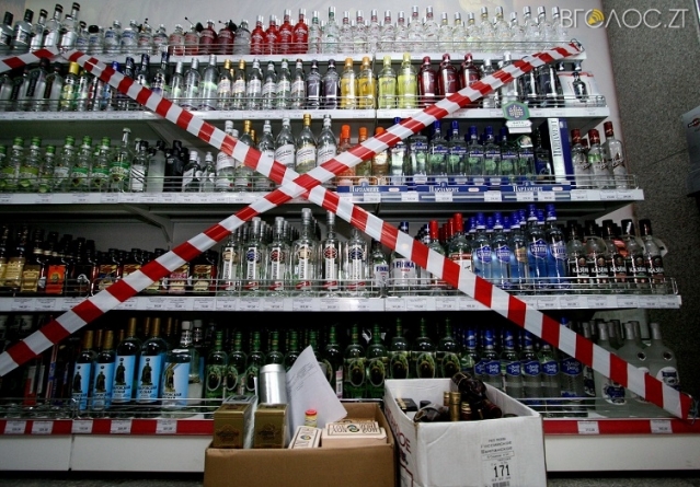 Житомиряни просять заборонити «нічний» продаж алкоголю