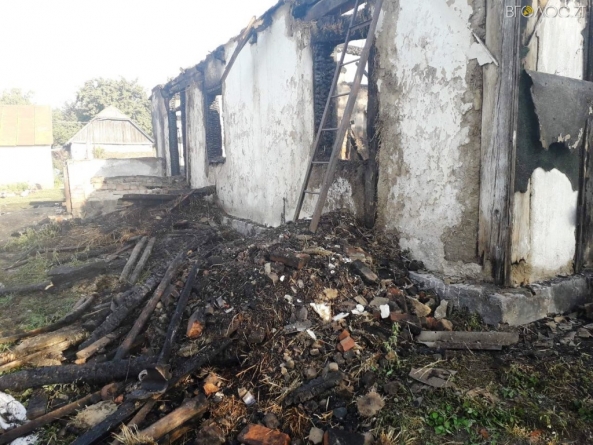 У Бердичівському районі під час пожежі в житловому будинку загинула жінка