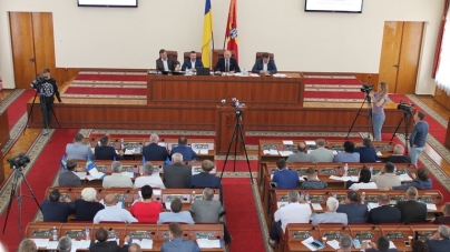 Депутати облради призначили директорів чотирьох комунальних закладів